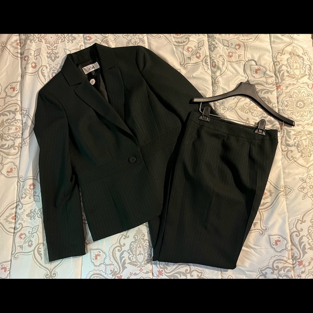 Black Pin Striped Le Suit Pantsuit